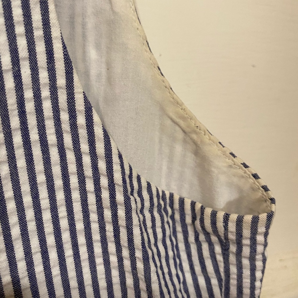 Uniqlo seersucker sleeveless knee length dress - Picture 5 of 5